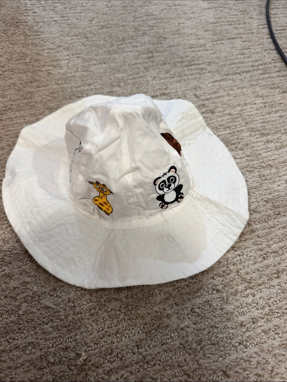 Kids White Embroidered Animal Sun Bucket Hat